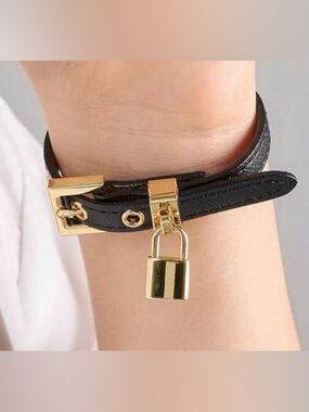 Western Buckle Bracelet Black PU Leather Bracelet with Gold Padlock Charm